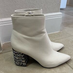 Betsey Johnson Kassie White Sparkled heel booties